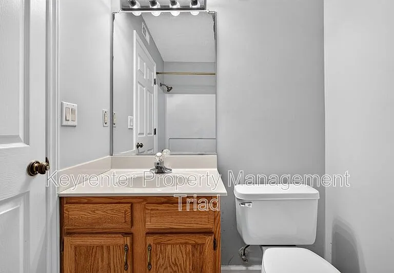 3701-7D Cotswold Ter — Photo 24