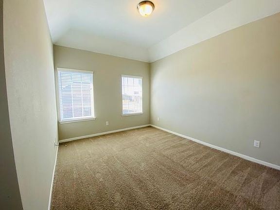 4th image of 6515 Gray Birch Ln