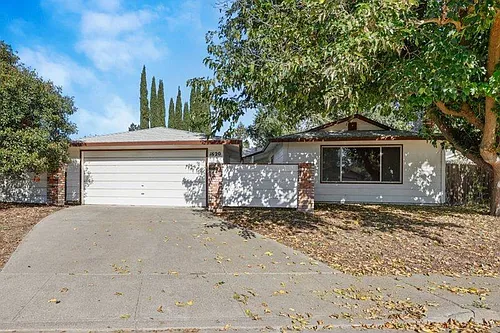 1620 Monarch Ln Photo 1