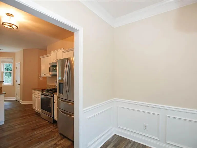 1005 Landover Xing — Photo 17