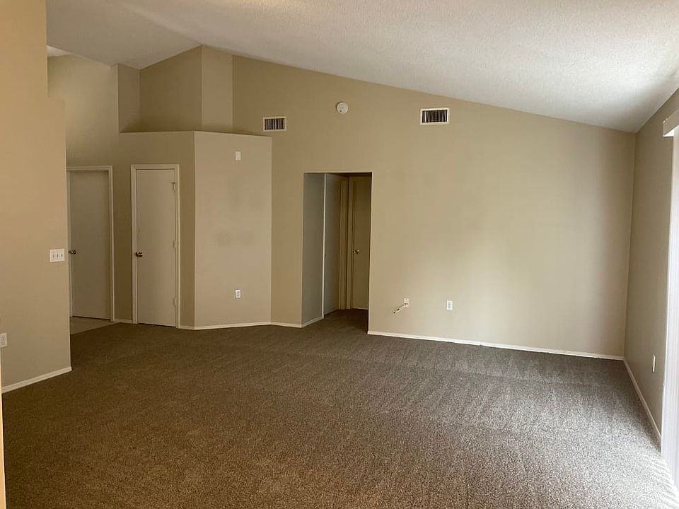 1st image of 722 Waterbridge Dr