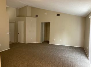 722 Waterbridge Dr, Winter Haven, FL 33880