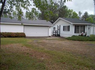 W5766 Whistling Wing Dr, New Lisbon, WI 53950