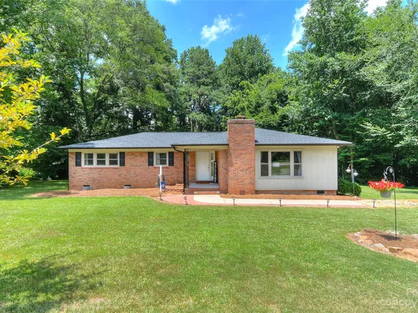 1864 Steel Hill Rd, Lancaster, SC 29720