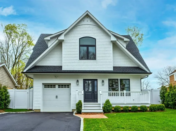51 Mariners Lane, Northport, NY 11768
