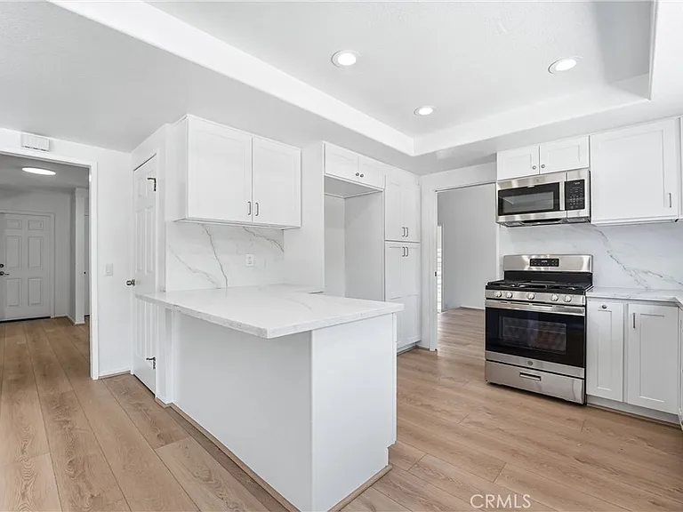 845 Woodcrest Ave — Photo 7