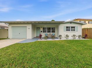 7033 Hibiscus Ave S, South Pasadena, FL 33707