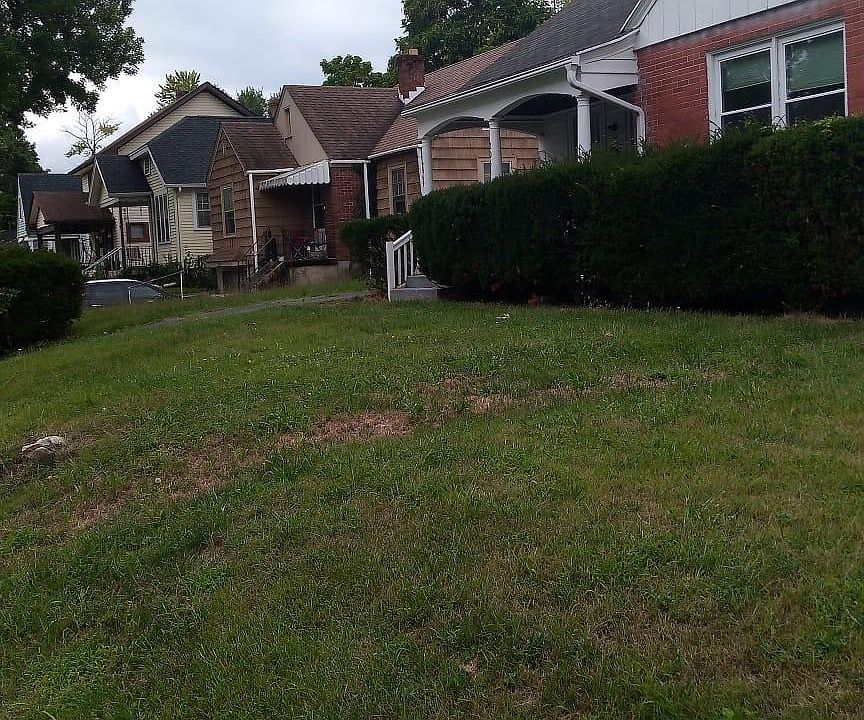 Neighborhood/House views