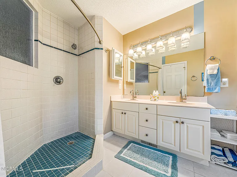 3145 Lakeside Commons Dr SE #1 — Photo 19