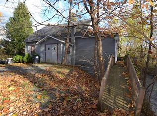 4095 Hahns Dairy Rd, Palmerton, PA 18071