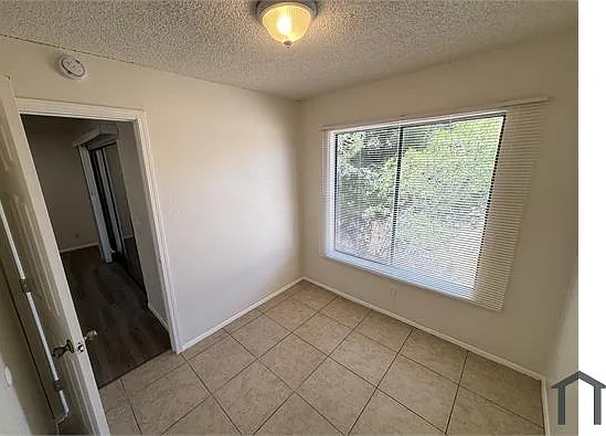 2883 Wheelwright Dr #6 — Photo 15