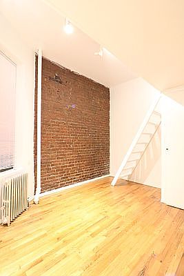 5th image of 515 W 46th St APT 2C