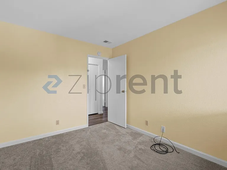1894 Shirley Dr — Photo 17