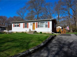 49 Evergreen Dr, Exeter, RI 02822