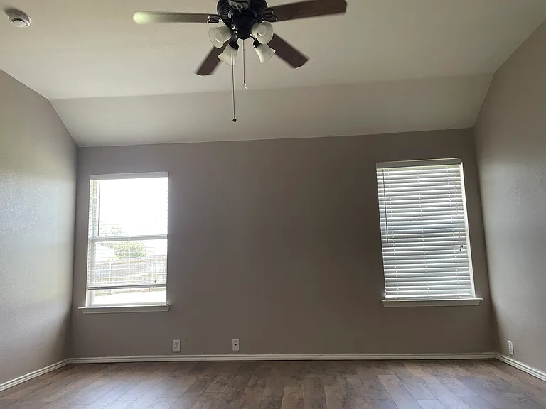 8748 Sagebrush Trl — Photo 17