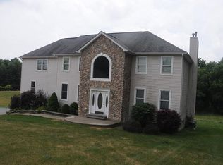 2 Wynthrop Manor Dr, Goshen, NY 10924