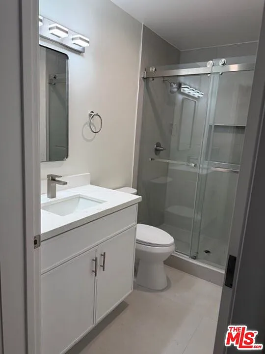 3 bed, 3.0 bath, 1200 sqft, $4,000 — Photo 2