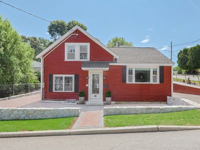 38 Gibbons St, Melrose, MA, 02176