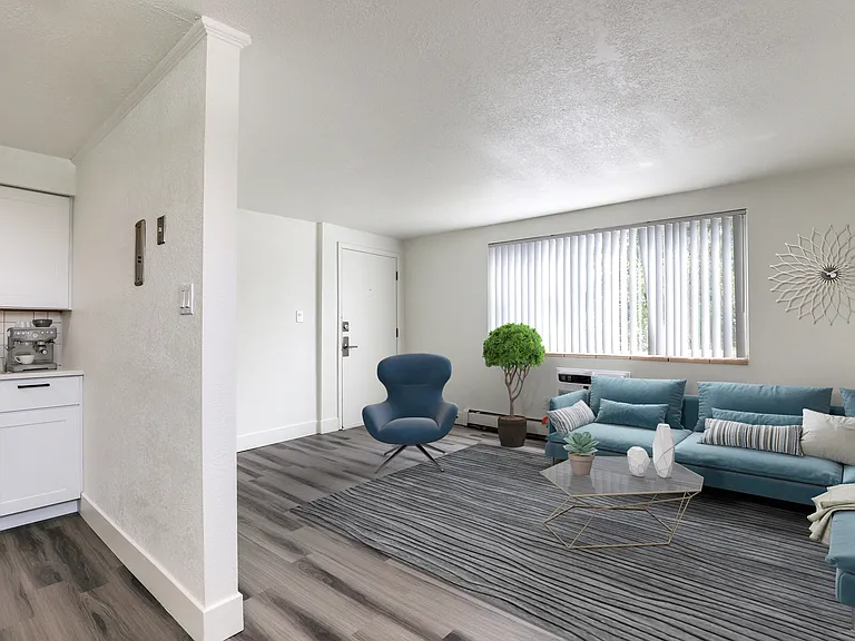 2441 S. York St. — Photo 5