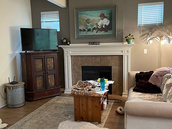 2nd image of 2558 NE Kirkwood Pl