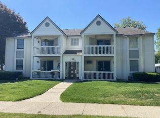 910 Columbus Ave, Grand Haven, MI 49417