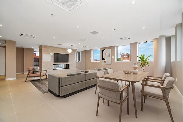Rented by REAL New York | media 11
