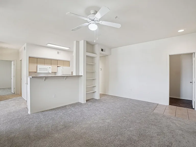 Allegro Apartments — Photo 8