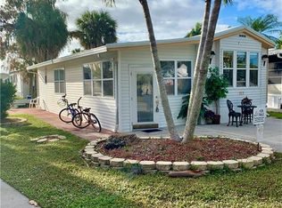 212 Cheetah Dr SUITE 212, Naples, FL 34114