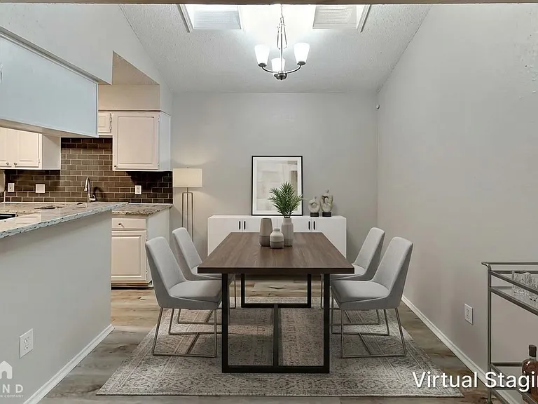 1509 Brook Forest Dr — Photo 3
