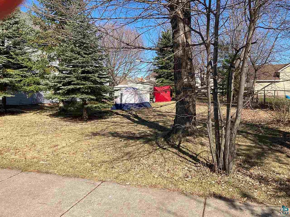 1st image of 1718 Oakes Ave