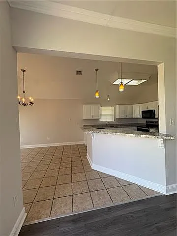 86 Derek Ln — Photo 4
