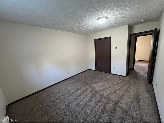 4th image of 2590-2592 Meloy Rd