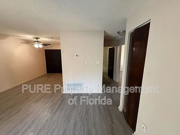 5th image of 2040 SE 40th Street Rd #4-1