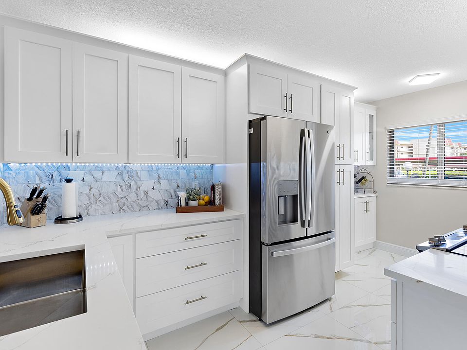 1st image of 23277 Barwood Lane N #107