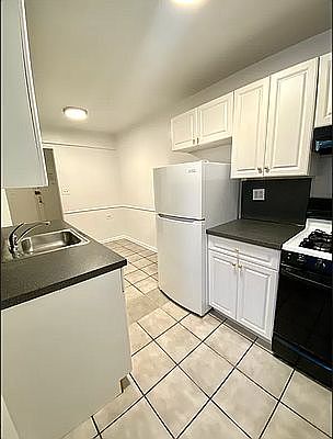 5th image of 87-10 34th Ave APT 1H