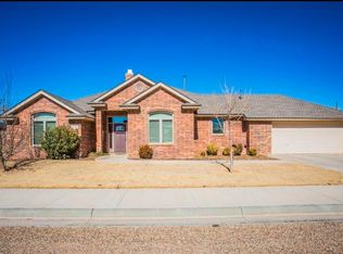 1104 Mesquite St, Denver City, TX 79323