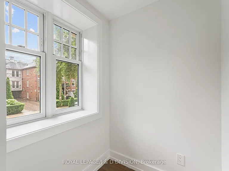 314 Lonsdale Rd #4 — Photo 9