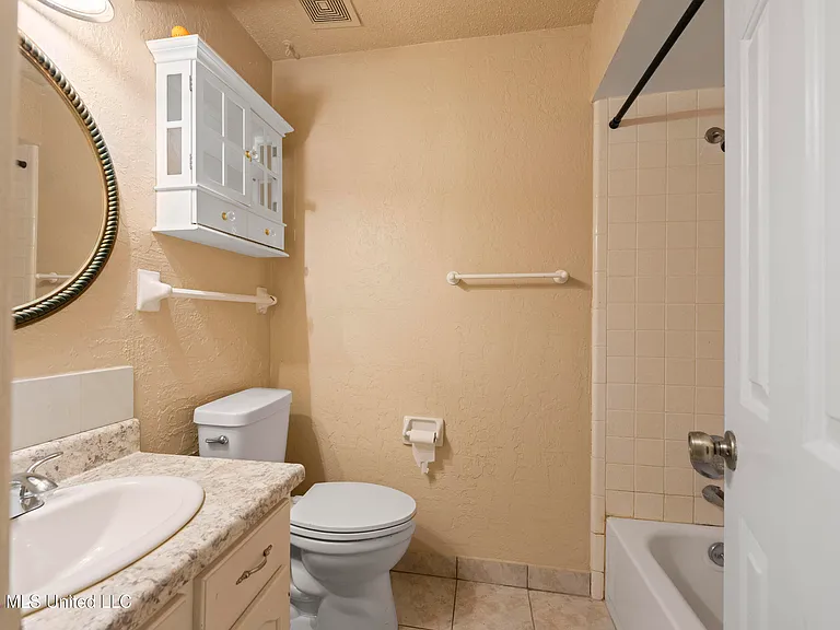 7188 Skidmore Cv — Photo 13