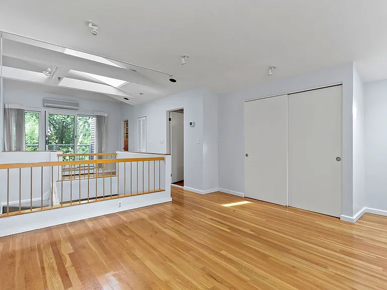 336 Harvard St #E — Photo 22