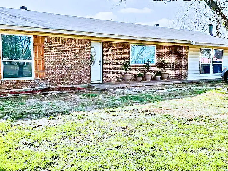 2810 Keller Hicks Rd — Photo 3
