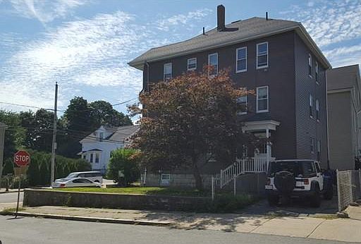 2nd image of 178 Cambridge St