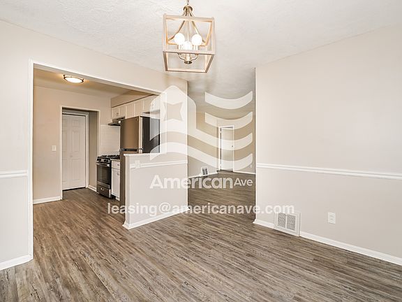 5-Dining Room