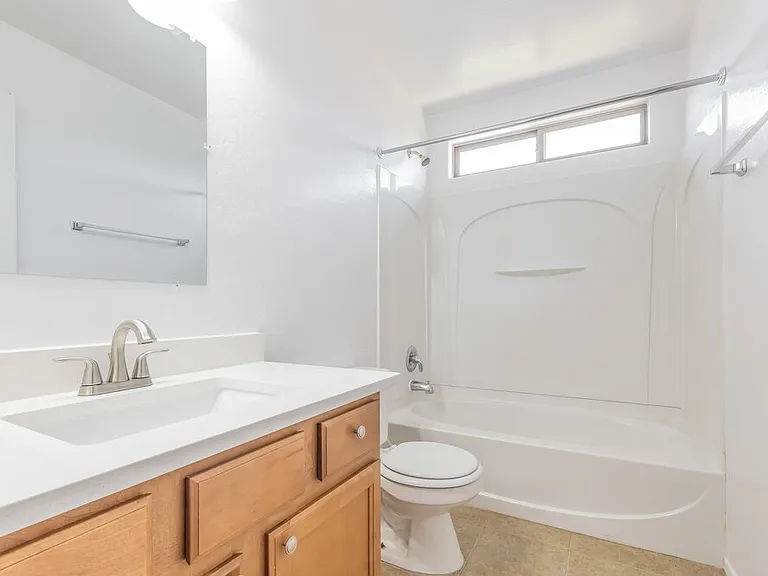 2026 S Swan Dr — Photo 18