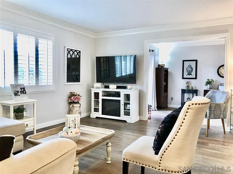 7545 Charmant Dr #1203 — Photo 2