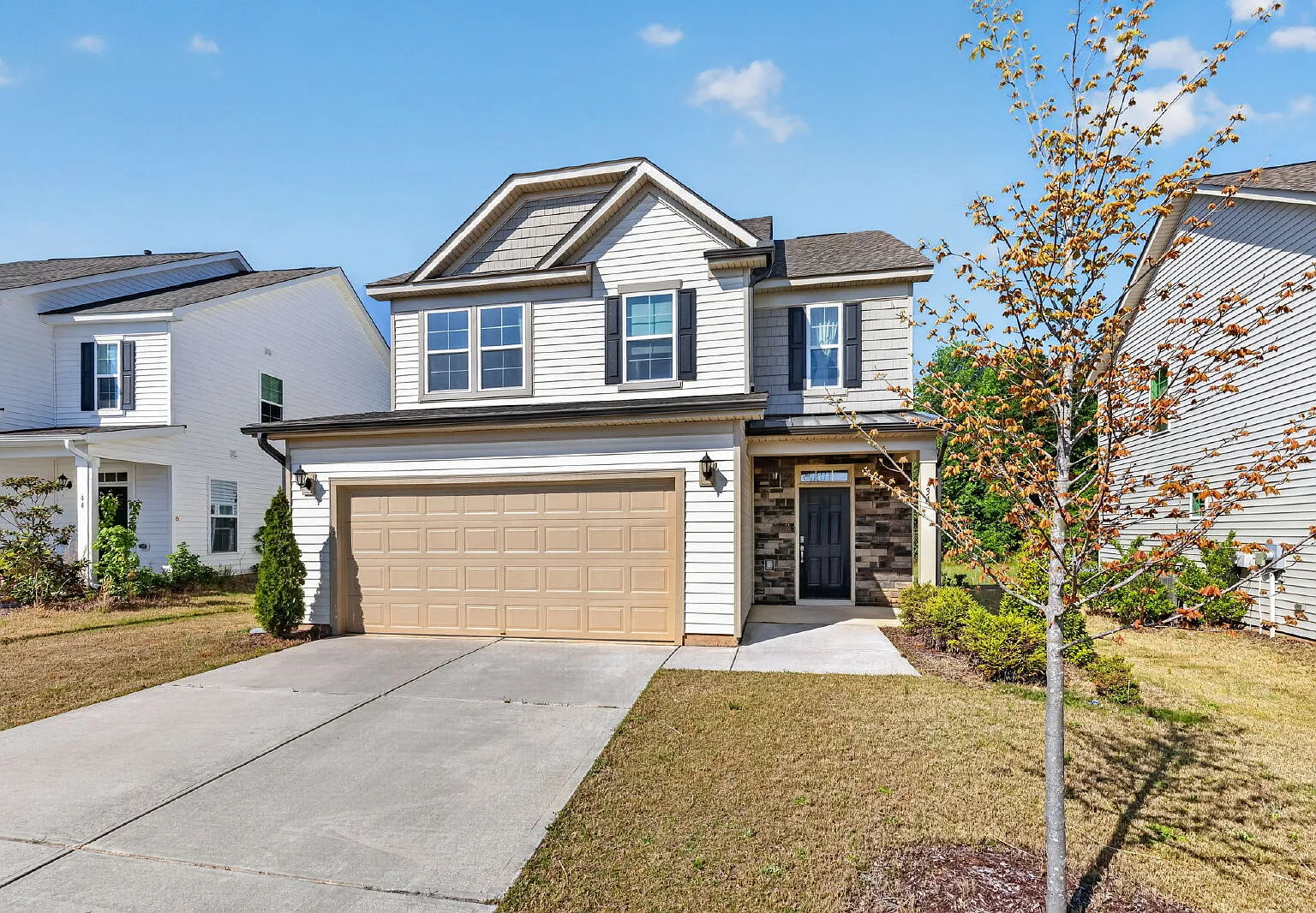 3 bed, 2.5 bath, 2072 sqft, $1,995 — Photo 4