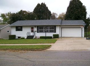 2305 E 13th St, Sioux Falls, SD 57103