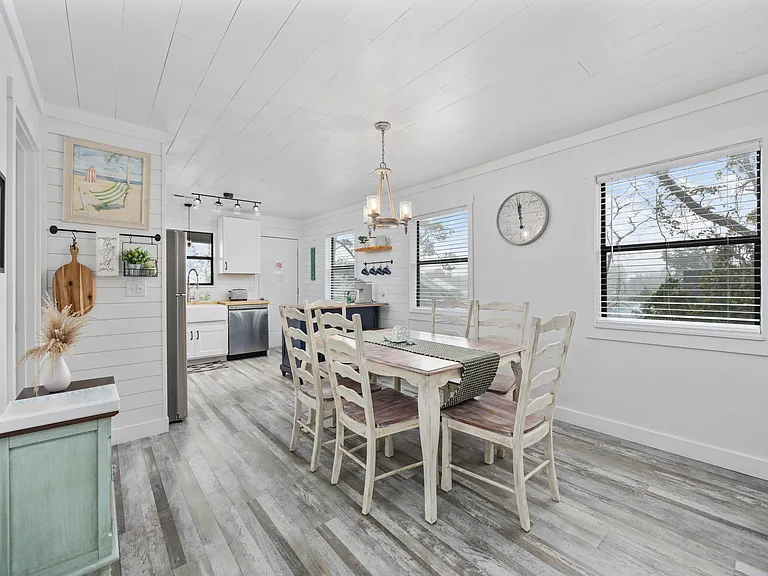 1505 Hillside Dr S #7 — Photo 9