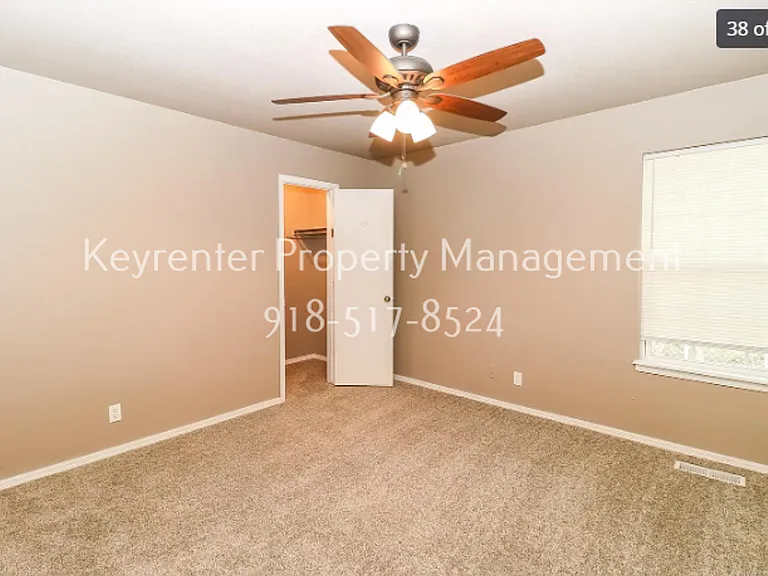 7737 S Trenton Ave — Photo 35