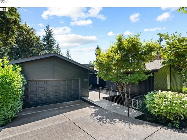 2 Falstaff St, Lake Oswego, OR 97035