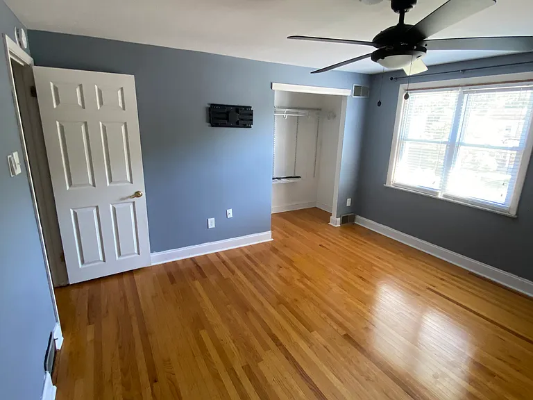 1155 Taylor Dr — Photo 15